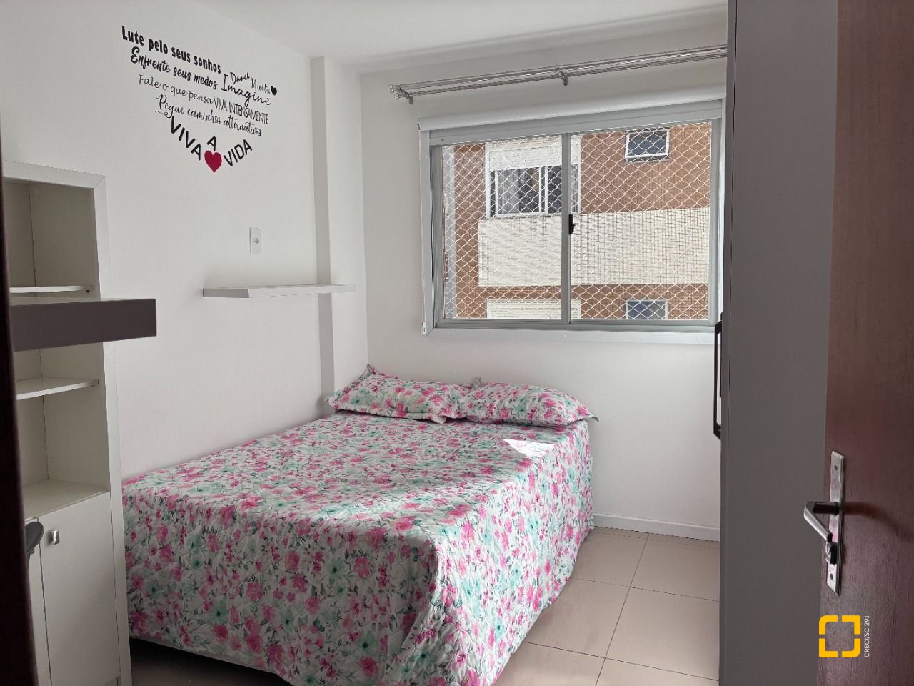 Apartamento com 67m², 3 quartos (sendo 1 suíte), 1 garagem, no bairro Centro em Florianópolis