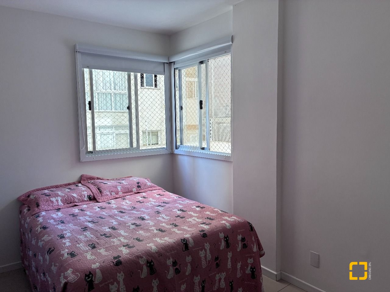 Apartamento com 67m², 3 quartos (sendo 1 suíte), 1 garagem, no bairro Centro em Florianópolis