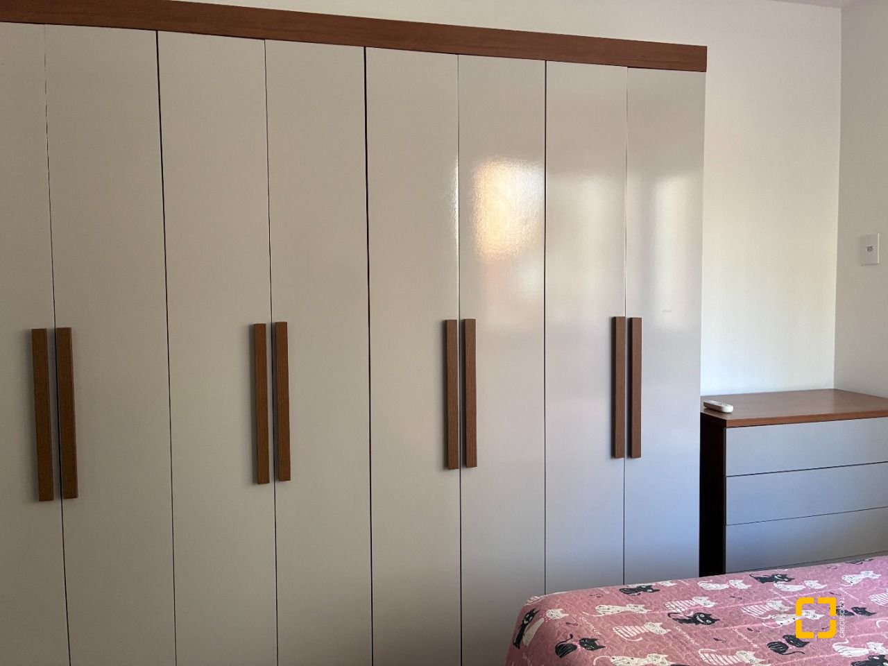 Apartamento com 67m², 3 quartos (sendo 1 suíte), 1 garagem, no bairro Centro em Florianópolis
