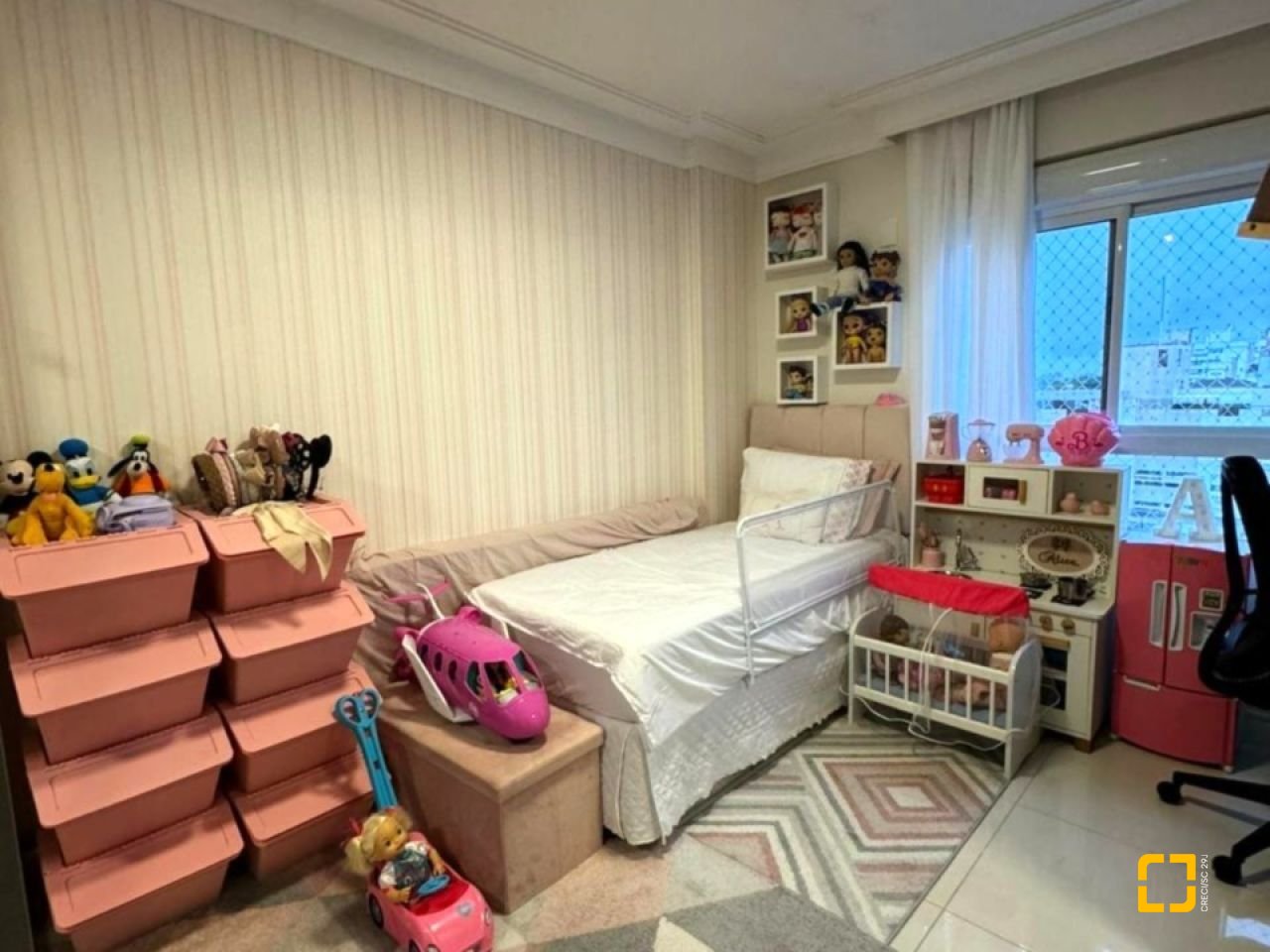 Apartamento com 110m², 4 quartos (sendo 1 suíte), 2 garagens, no bairro Agronômica em Florianópolis
