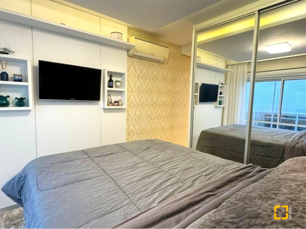 Apartamento com 110m², 4 quartos (sendo 1 suíte), 2 garagens, no bairro Agronômica em Florianópolis