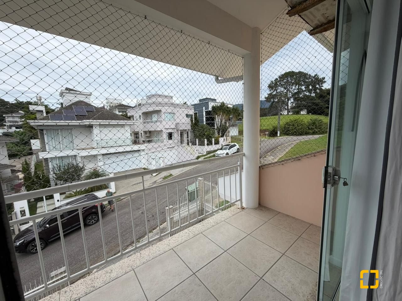 Casa com 292m², 4 quartos (sendo 1 suíte), 3 garagens, no bairro Pedra Branca em Palhoça