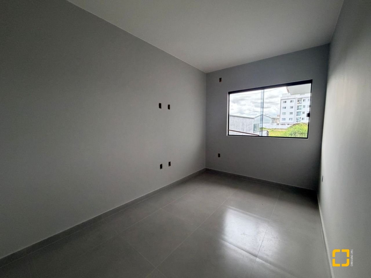 Casa com 50m², 2 quartos, 1 garagem, no bairro Nova Palhoça em Palhoça