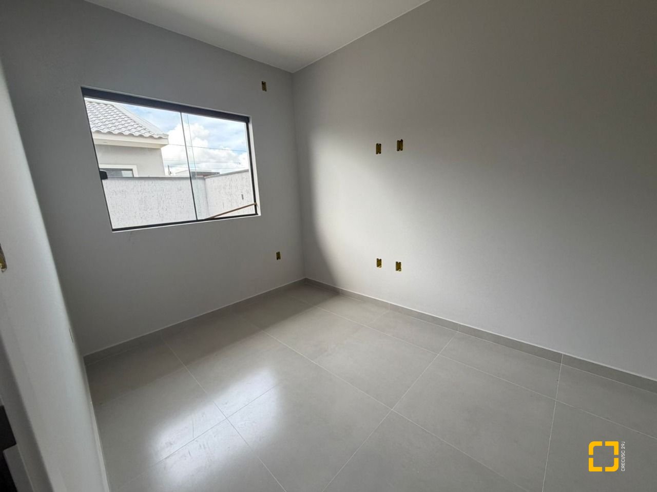 Casa com 50m², 2 quartos, 1 garagem, no bairro Nova Palhoça em Palhoça