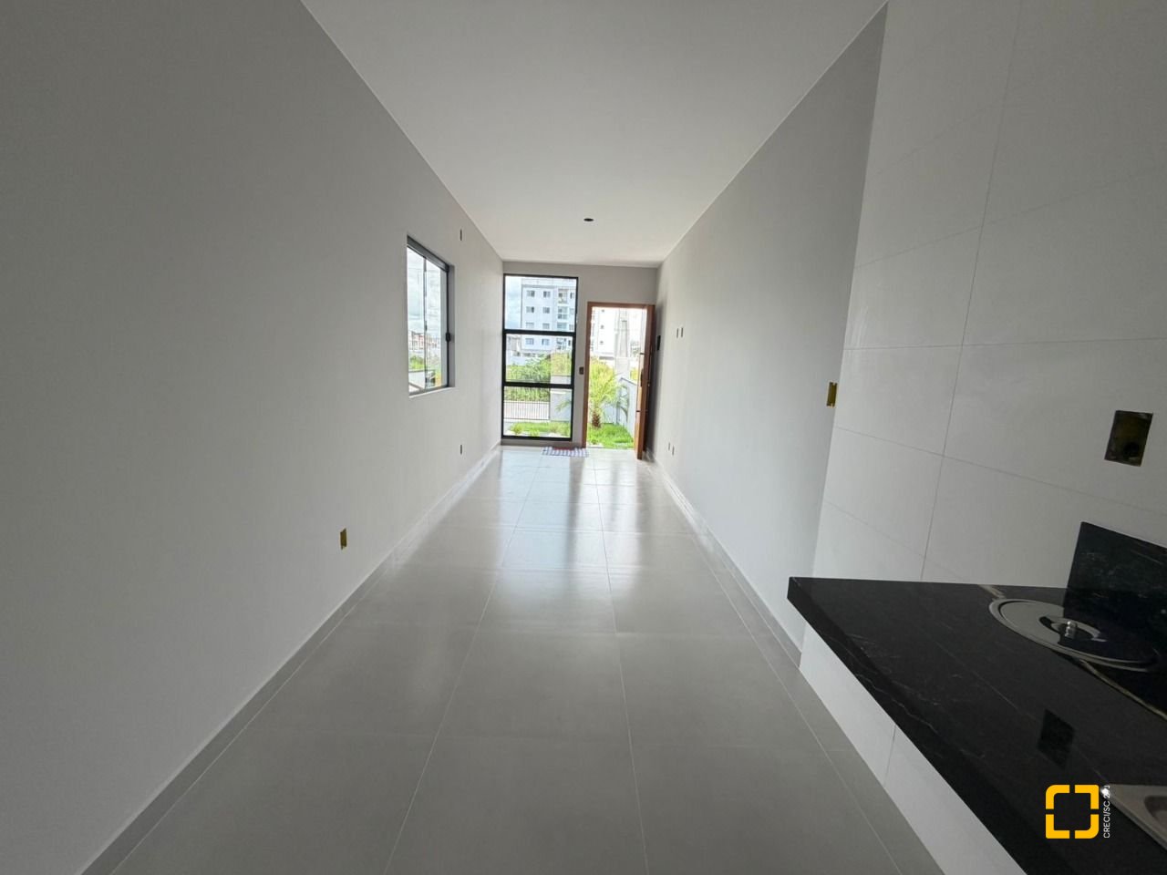 Casa com 50m², 2 quartos, 1 garagem, no bairro Nova Palhoça em Palhoça