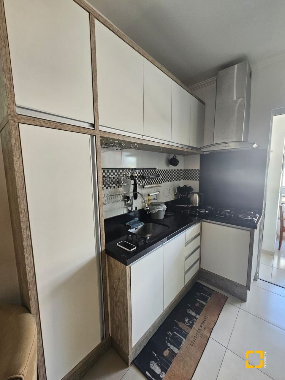Apartamento com 73m², 4 quartos (sendo 1 suíte), 2 garagens, no bairro Ingleses em Florianópolis