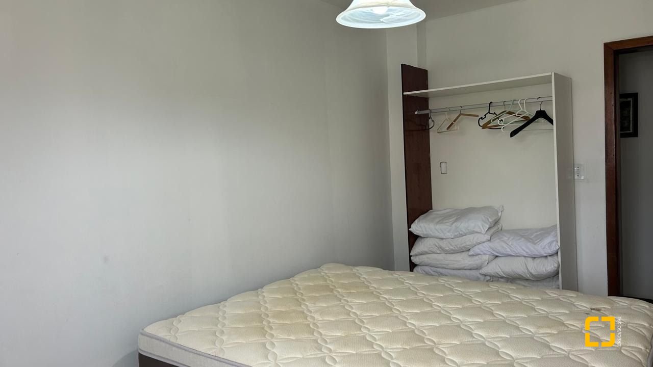 Apartamento com 270m², 6 quartos (sendo 2 suítes), 3 garagens, no bairro Ingleses em Florianópolis