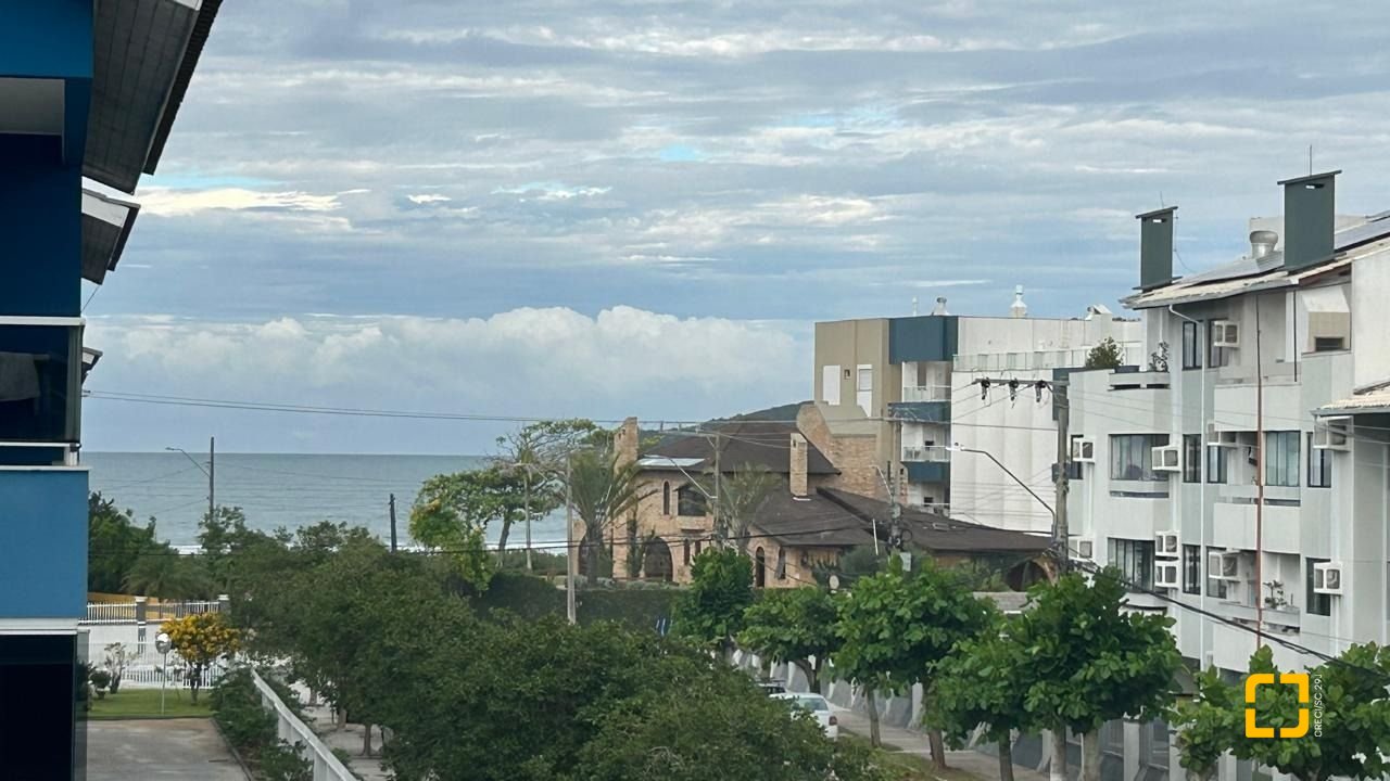 Apartamento com 270m², 6 quartos (sendo 2 suítes), 3 garagens, no bairro Ingleses em Florianópolis