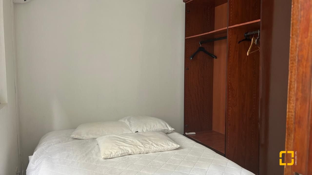 Apartamento com 270m², 6 quartos (sendo 2 suítes), 3 garagens, no bairro Ingleses em Florianópolis