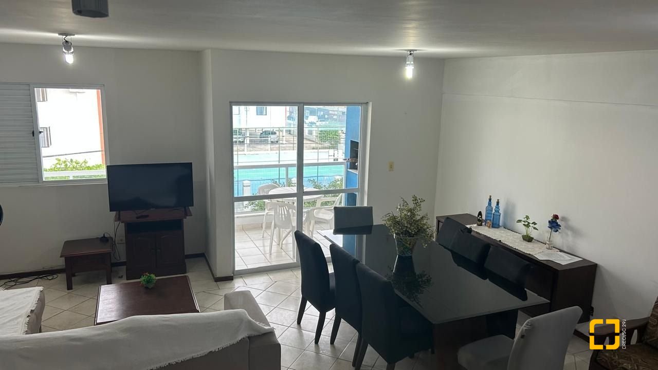 Apartamento com 270m², 6 quartos (sendo 2 suítes), 3 garagens, no bairro Ingleses em Florianópolis