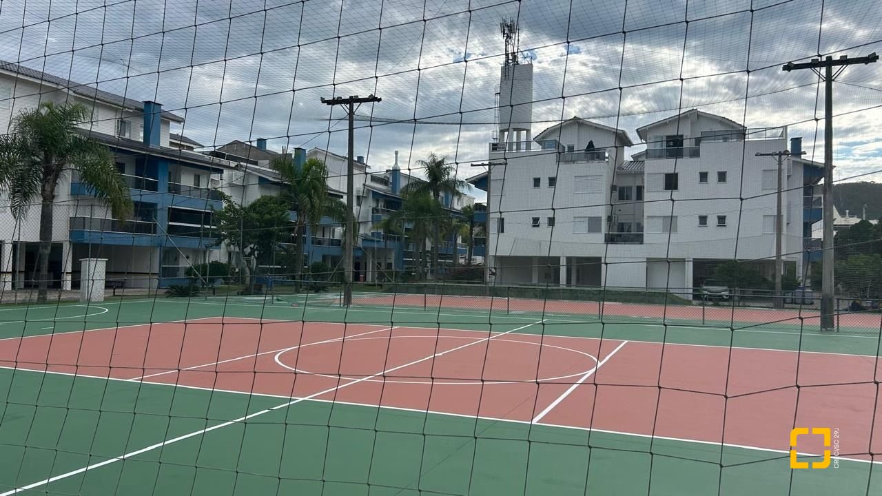 Apartamento com 270m², 6 quartos (sendo 2 suítes), 3 garagens, no bairro Ingleses em Florianópolis