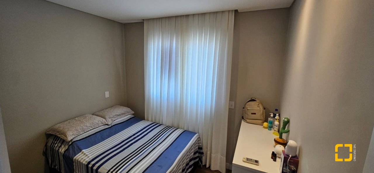 Apartamento com 63m², 3 quartos (sendo 1 suíte), 1 garagem, no bairro Trindade em Florianópolis