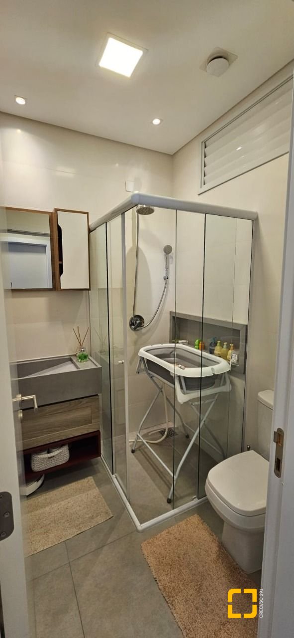 Apartamento com 63m², 3 quartos (sendo 1 suíte), 1 garagem, no bairro Trindade em Florianópolis
