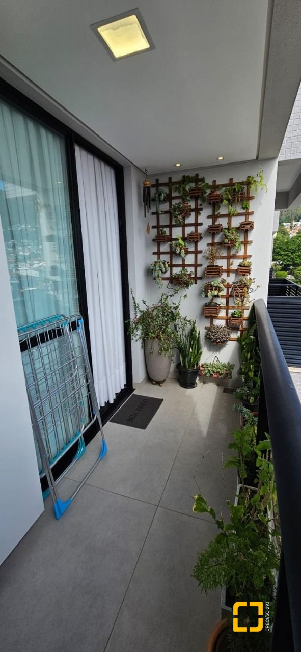 Apartamento com 63m², 3 quartos (sendo 1 suíte), 1 garagem, no bairro Trindade em Florianópolis