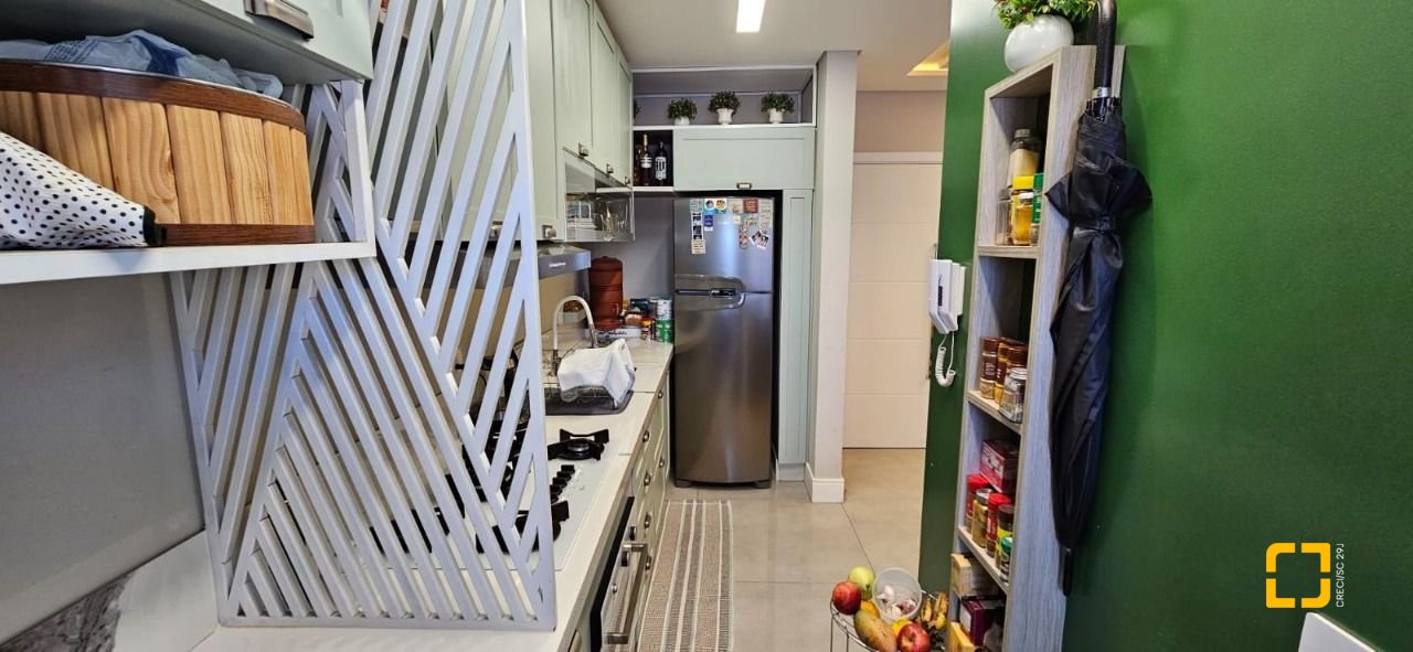 Apartamento com 63m², 3 quartos (sendo 1 suíte), 1 garagem, no bairro Trindade em Florianópolis