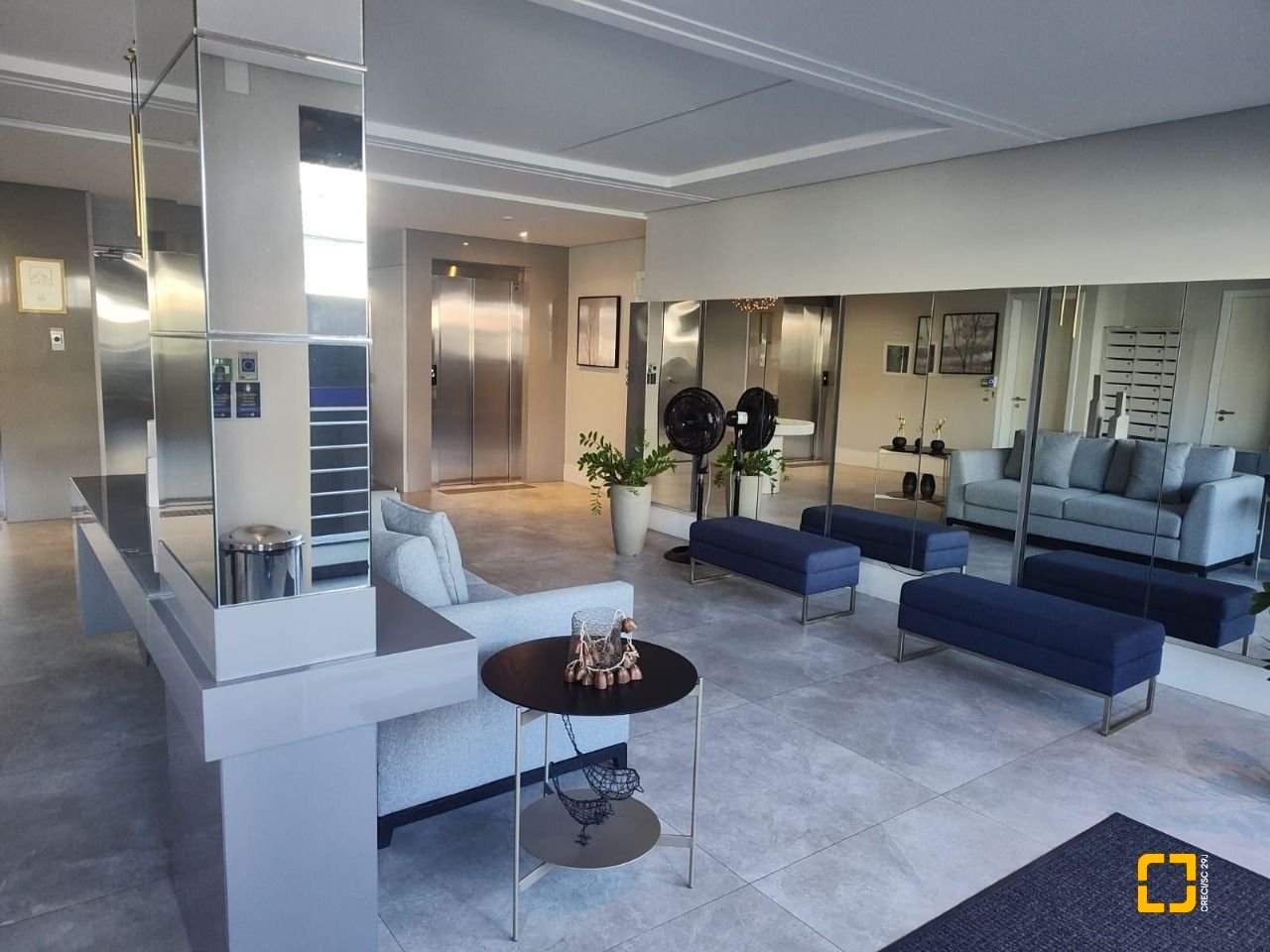 Apartamento com 63m², 3 quartos (sendo 1 suíte), 1 garagem, no bairro Trindade em Florianópolis