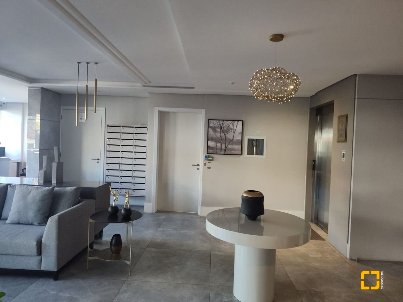 Apartamento com 63m², 3 quartos (sendo 1 suíte), 1 garagem, no bairro Trindade em Florianópolis