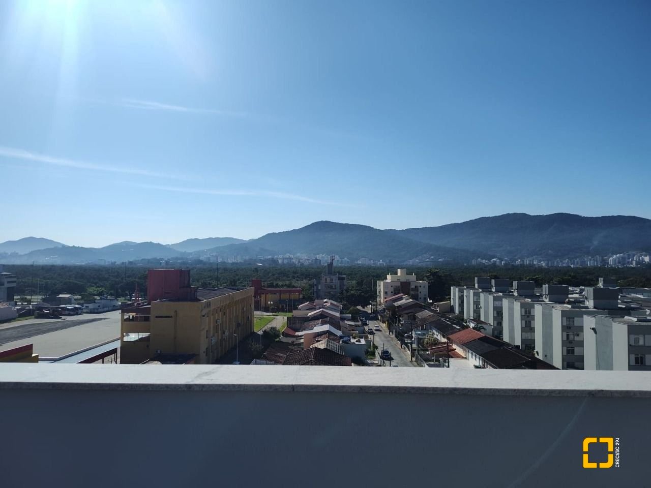 Apartamento com 63m², 3 quartos (sendo 1 suíte), 1 garagem, no bairro Trindade em Florianópolis