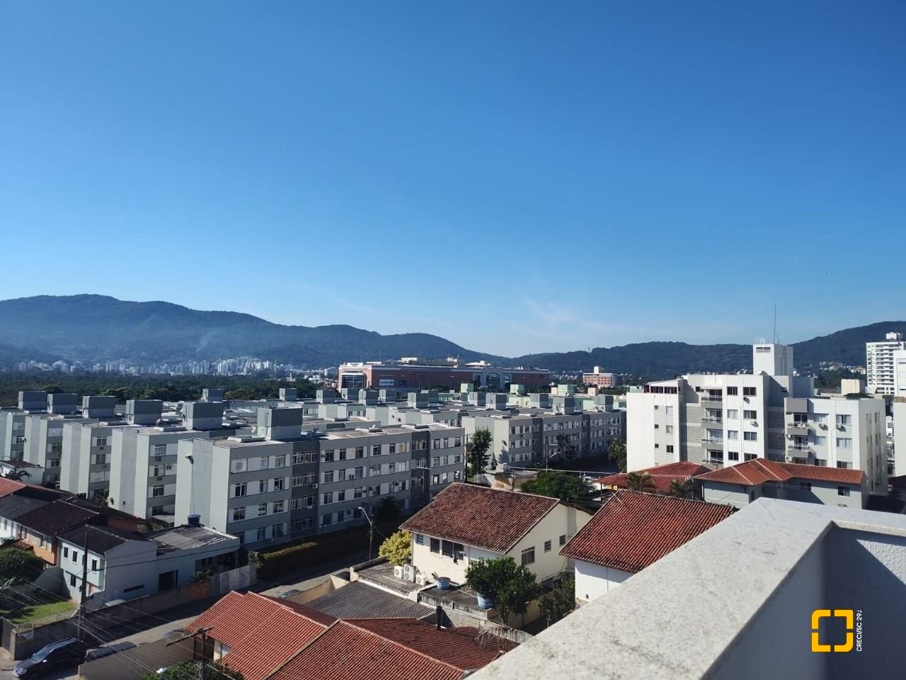 Apartamento com 63m², 3 quartos (sendo 1 suíte), 1 garagem, no bairro Trindade em Florianópolis