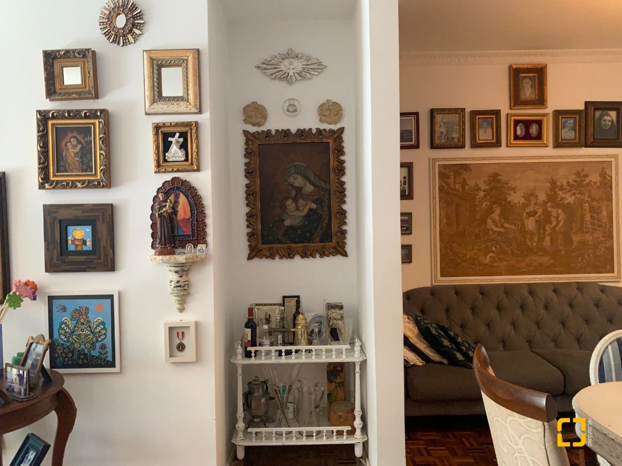 Apartamento com 176m², 5 quartos (sendo 1 suíte), 1 garagem, no bairro Centro em Florianópolis