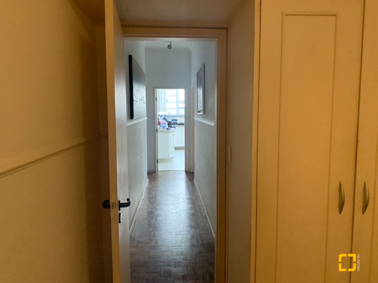 Apartamento com 176m², 5 quartos (sendo 1 suíte), 1 garagem, no bairro Centro em Florianópolis
