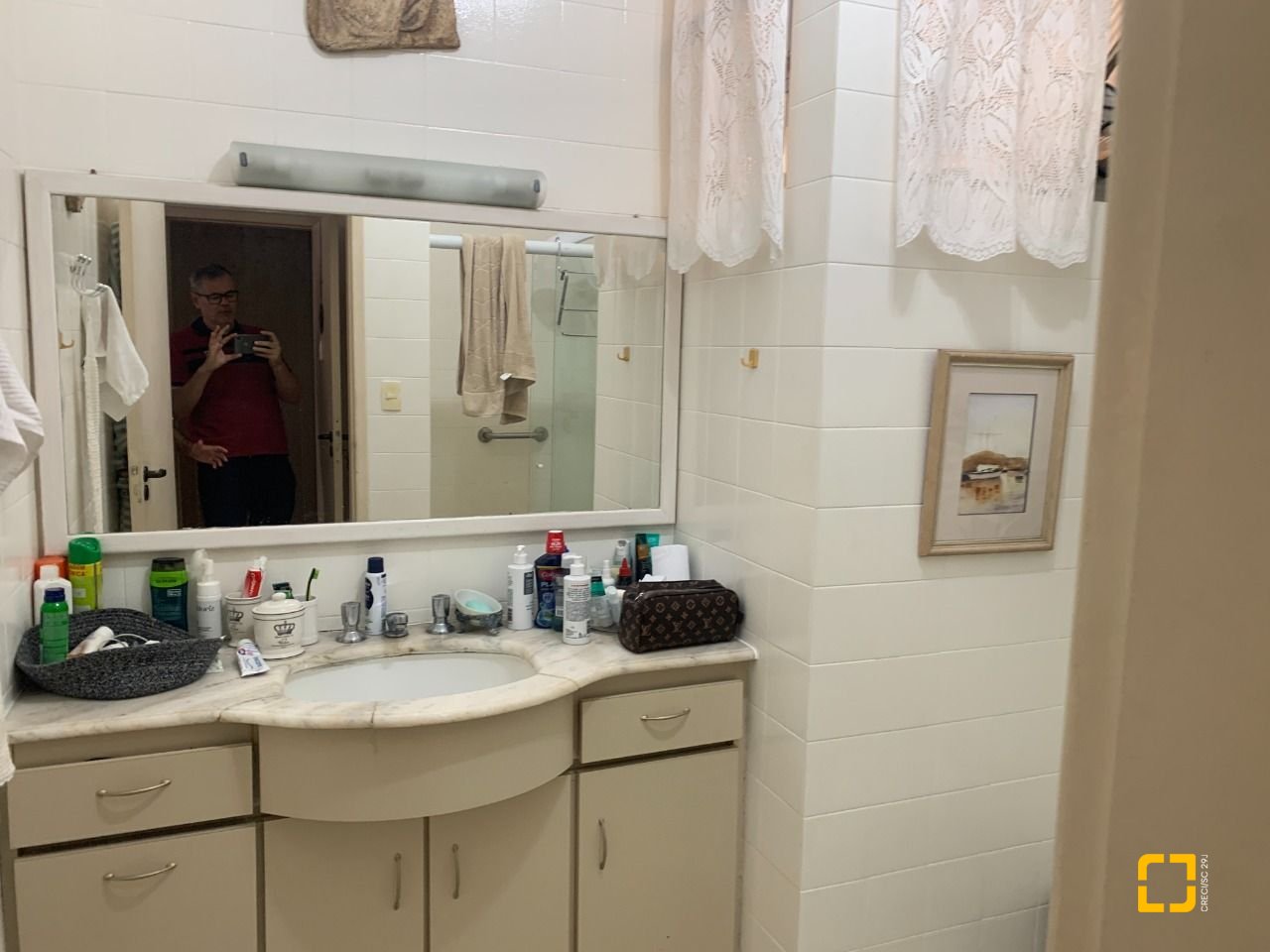 Apartamento com 176m², 5 quartos (sendo 1 suíte), 1 garagem, no bairro Centro em Florianópolis