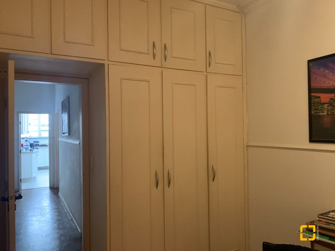 Apartamento com 176m², 5 quartos (sendo 1 suíte), 1 garagem, no bairro Centro em Florianópolis