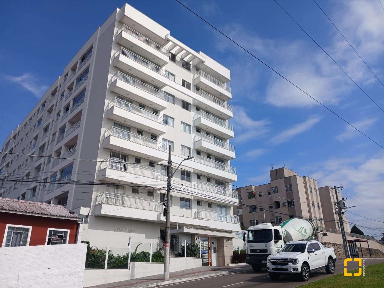 Apartamento com 76m², 2 quartos (sendo 1 suíte), 1 garagem, no bairro Bela Vista em São José
