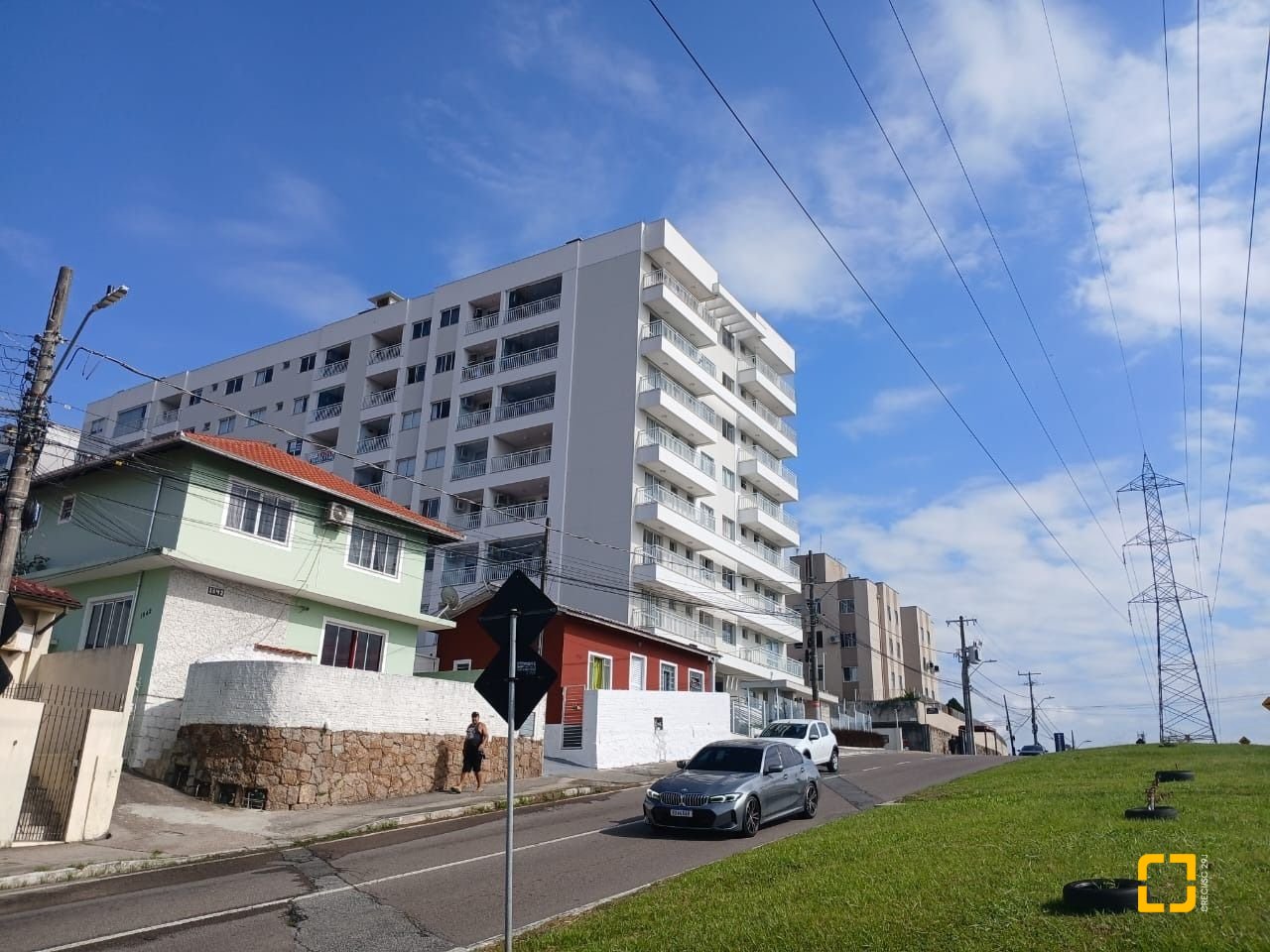 Apartamento com 76m², 2 quartos (sendo 1 suíte), 1 garagem, no bairro Bela Vista em São José