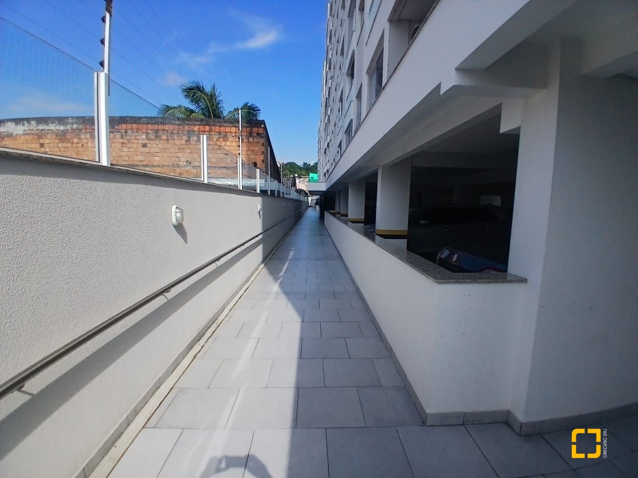 Apartamento com 76m², 2 quartos (sendo 1 suíte), 1 garagem, no bairro Bela Vista em São José