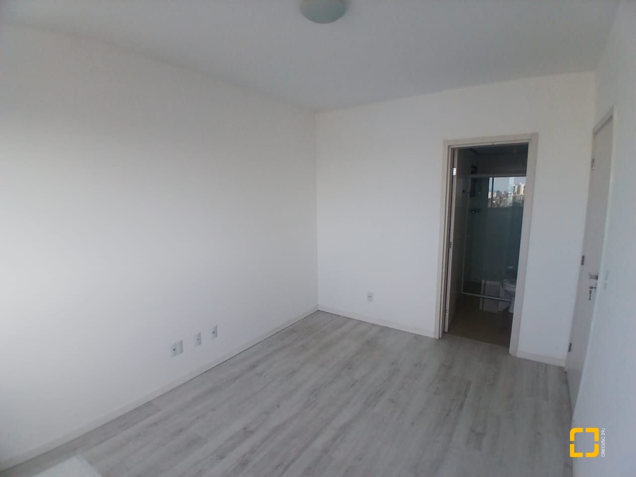 Apartamento com 76m², 2 quartos (sendo 1 suíte), 1 garagem, no bairro Bela Vista em São José