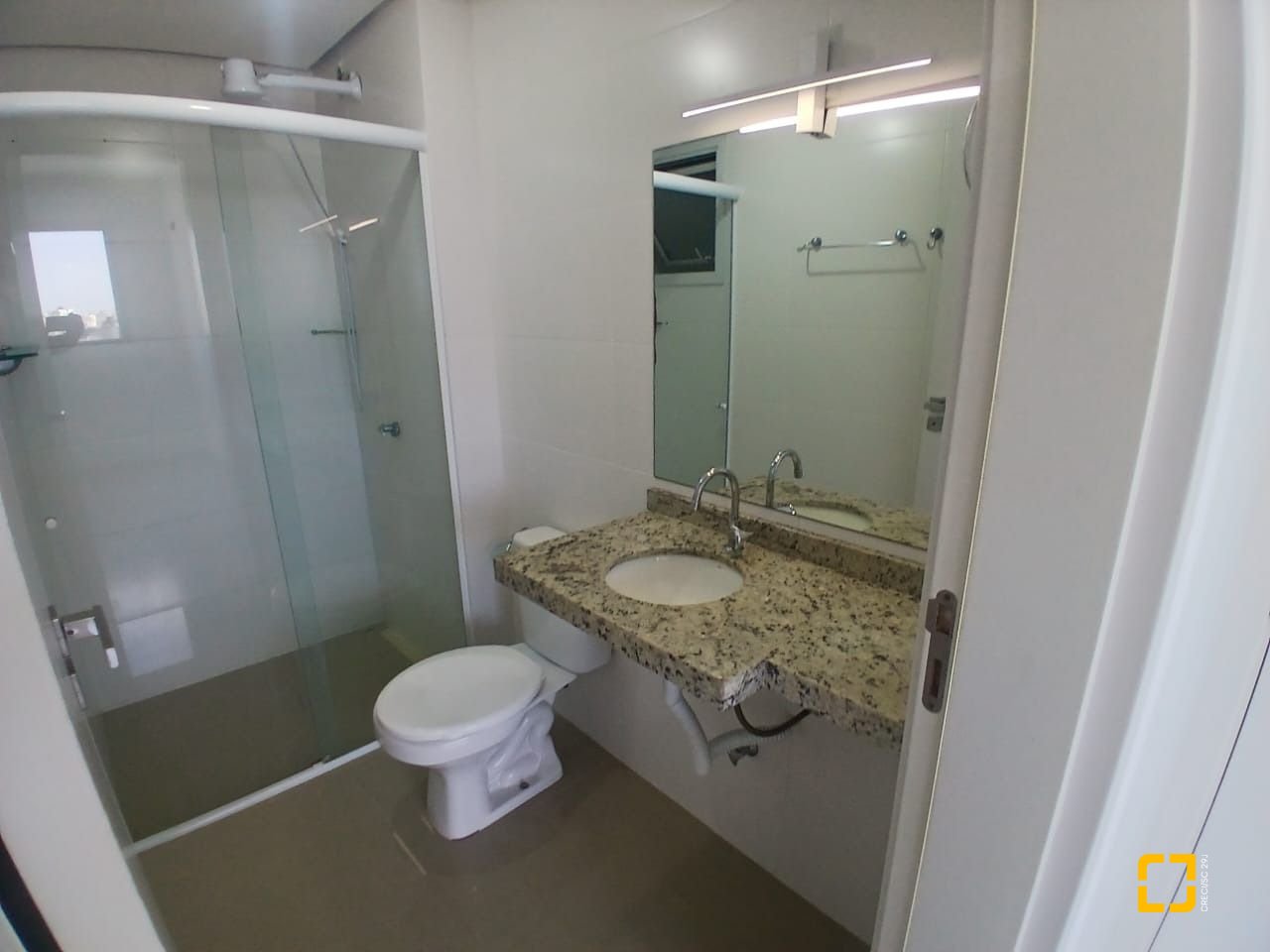 Apartamento com 76m², 2 quartos (sendo 1 suíte), 1 garagem, no bairro Bela Vista em São José