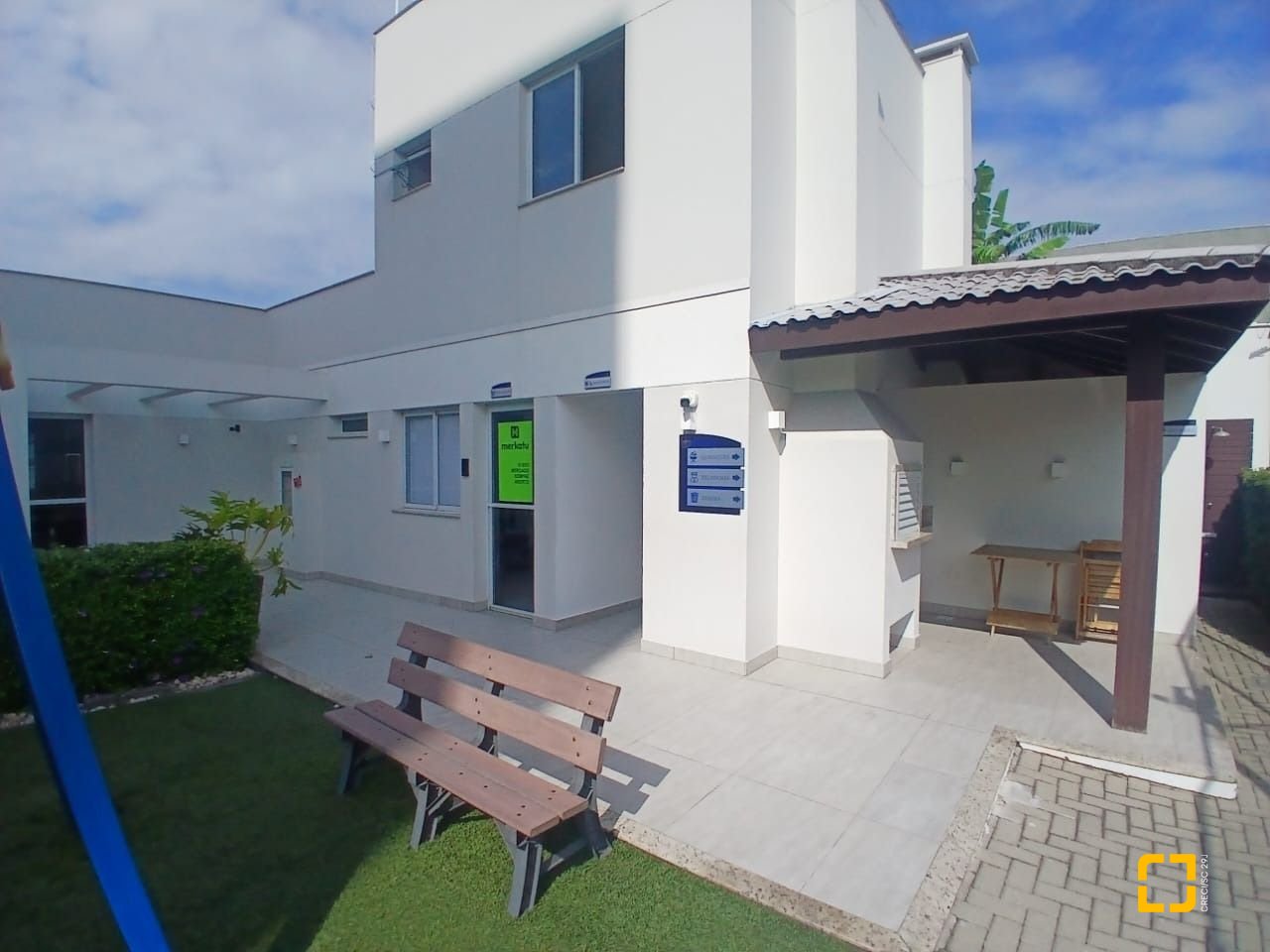 Apartamento com 76m², 2 quartos (sendo 1 suíte), 1 garagem, no bairro Bela Vista em São José