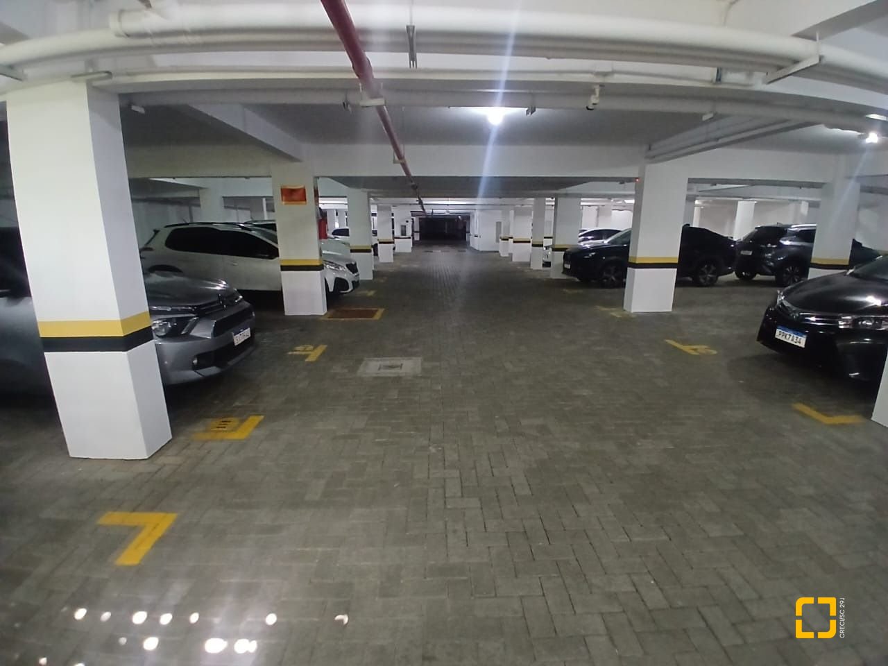 Apartamento com 76m², 2 quartos (sendo 1 suíte), 1 garagem, no bairro Bela Vista em São José