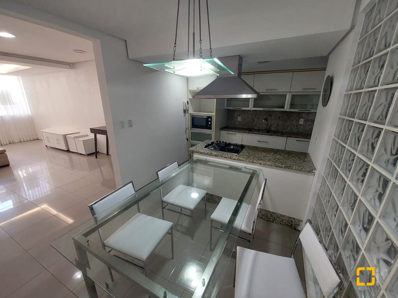 Apartamento com 100m², 3 quartos, 1 garagem, no bairro Centro em Florianópolis