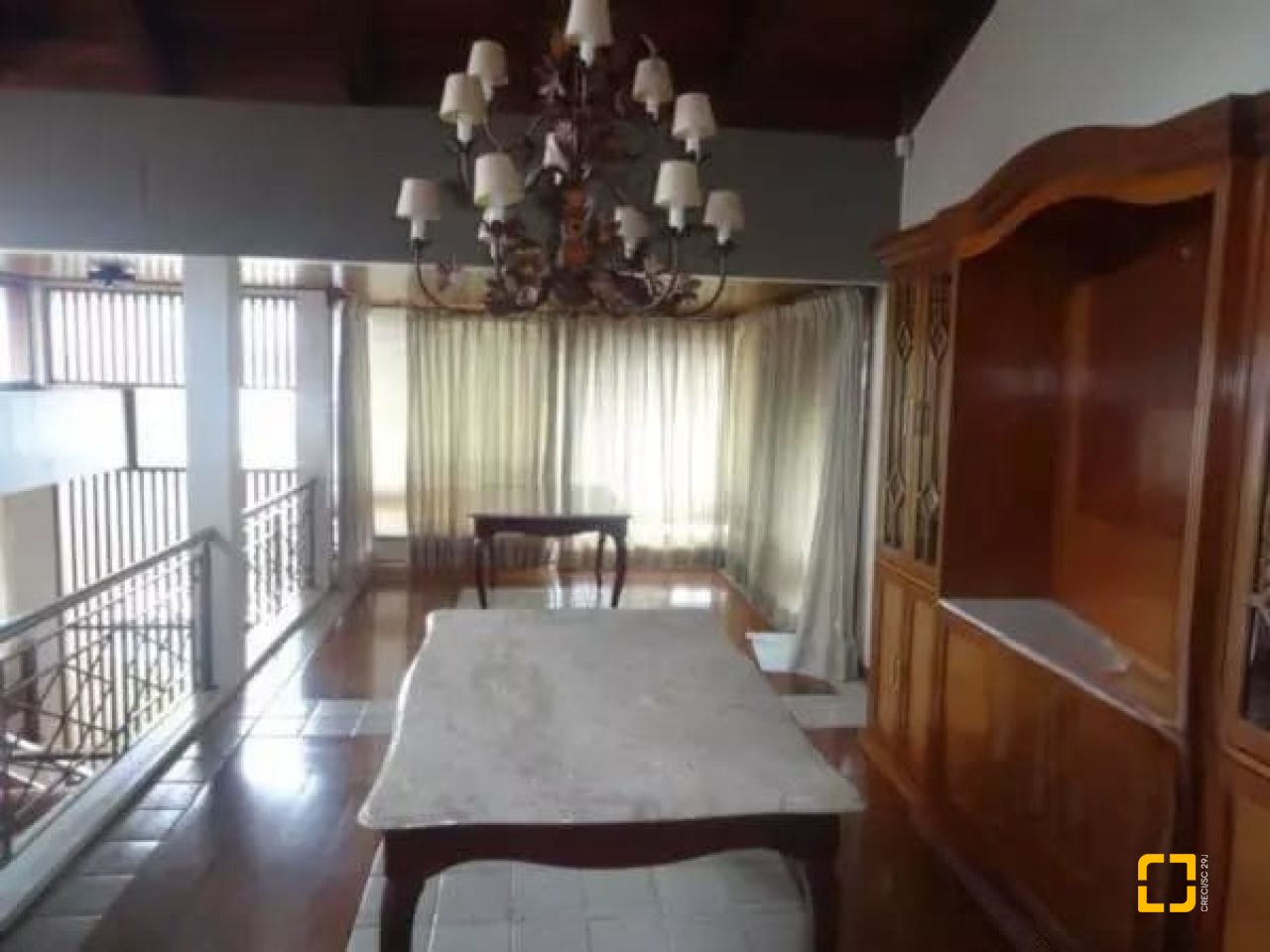 Casa com 542m², 6 quartos (sendo 3 suítes), 4 garagens, no bairro Itaguaçu em Florianópolis