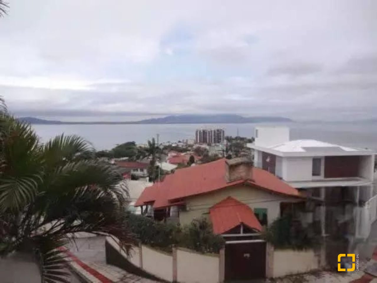 Casa com 542m², 6 quartos (sendo 3 suítes), 4 garagens, no bairro Itaguaçu em Florianópolis