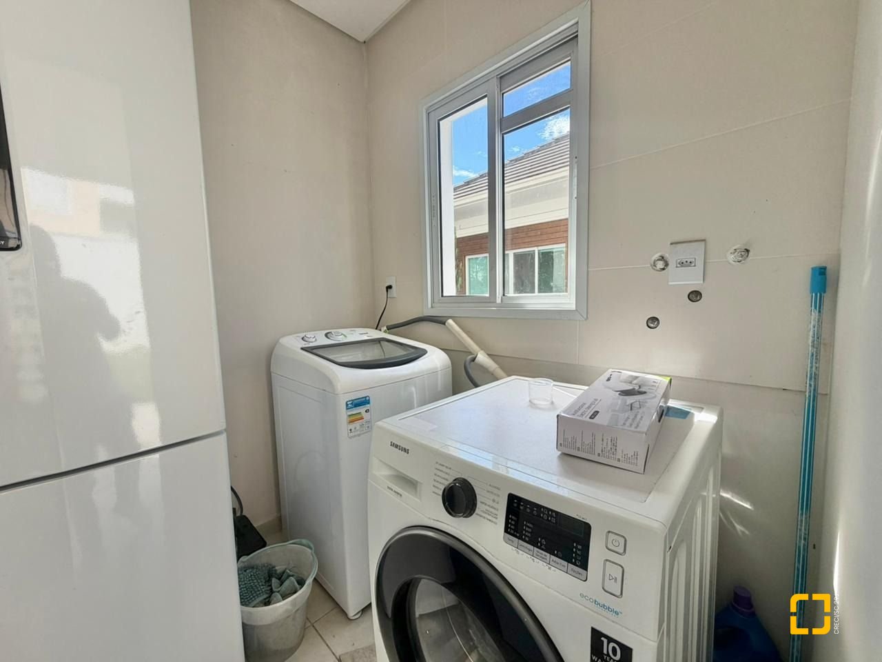 Casa com 124m², 6 quartos (sendo 3 suítes), 2 garagens, no bairro Cachoeira do Bom Jesus em Florianópolis