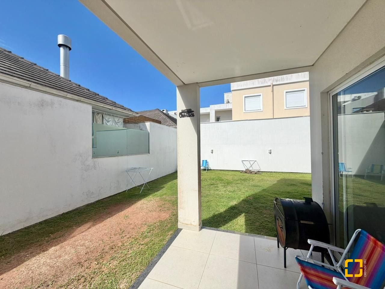 Casa com 124m², 6 quartos (sendo 3 suítes), 2 garagens, no bairro Cachoeira do Bom Jesus em Florianópolis