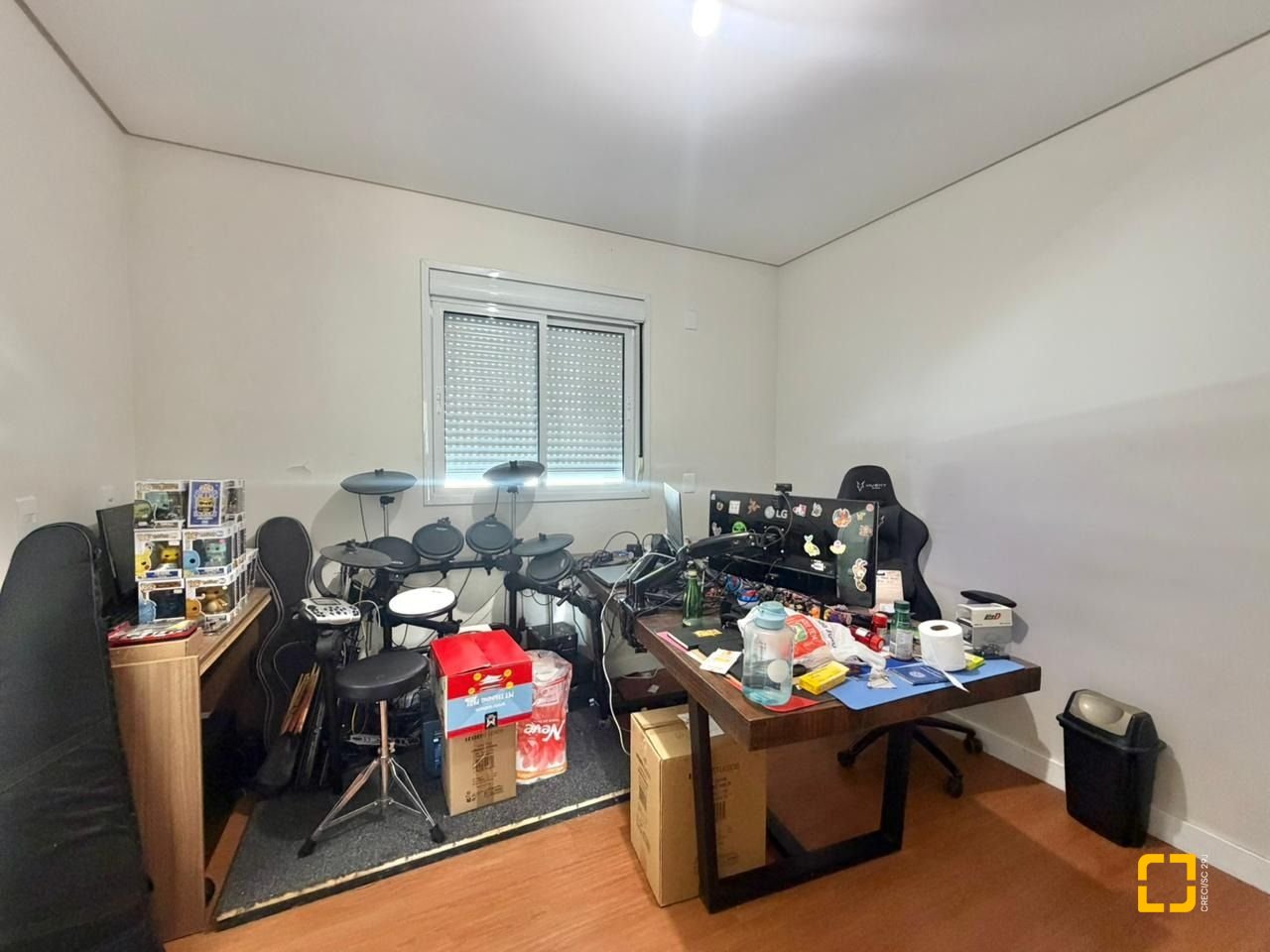 Casa com 124m², 6 quartos (sendo 3 suítes), 2 garagens, no bairro Cachoeira do Bom Jesus em Florianópolis