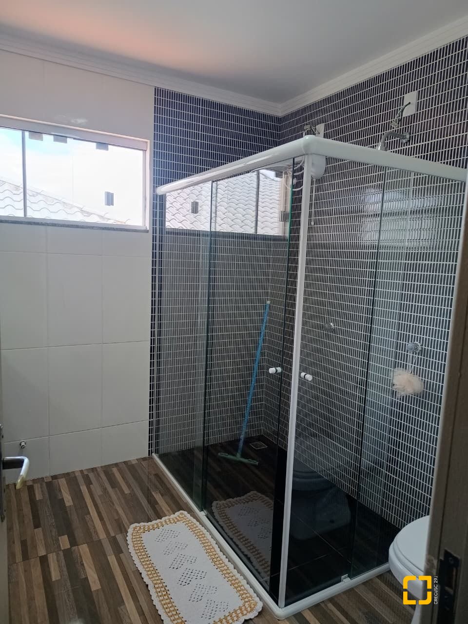 Casa com 250m², 4 quartos (sendo 1 suíte), 3 garagens, no bairro Ingleses em Florianópolis