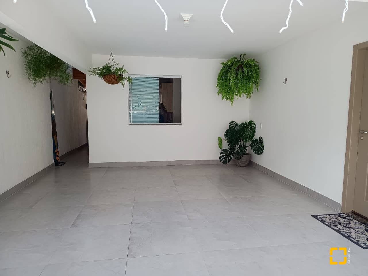 Casa com 250m², 4 quartos (sendo 1 suíte), 3 garagens, no bairro Ingleses em Florianópolis