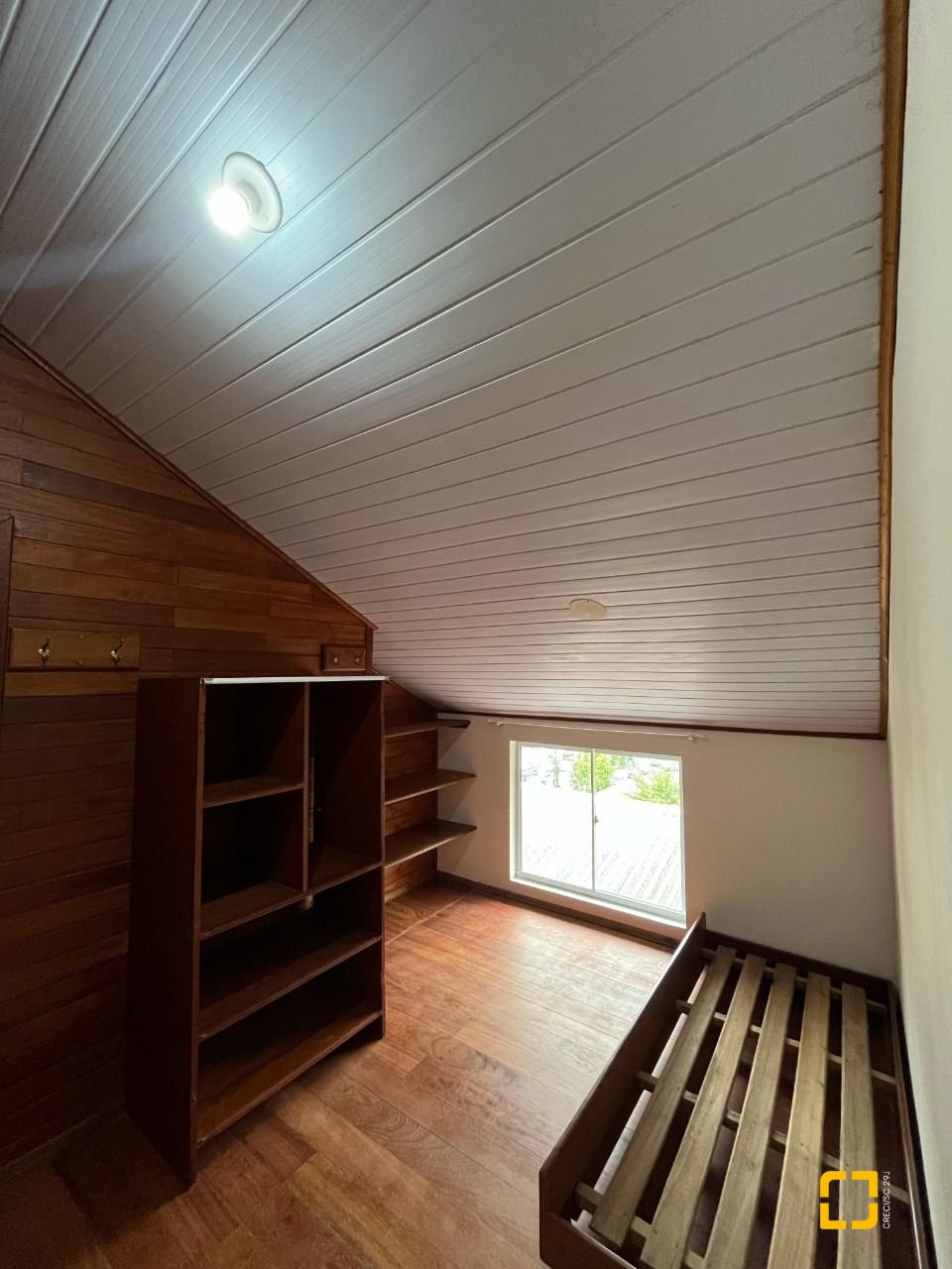 Casa com 168m², 30 quartos, 2 garagens, no bairro Carvoeira em Florianópolis