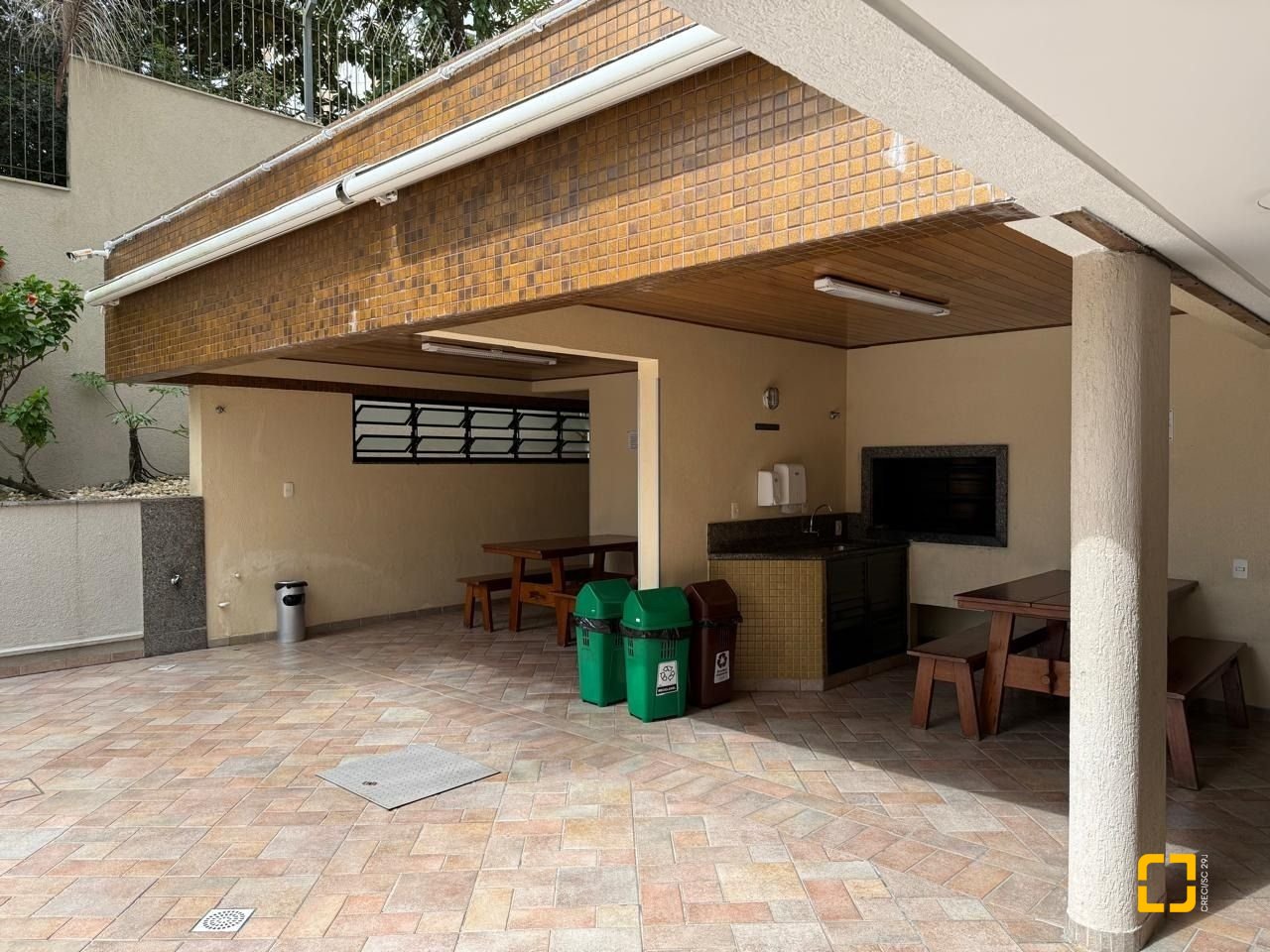 Apartamento com 123m², 4 quartos (sendo 1 suíte), 1 garagem, no bairro Centro em Florianópolis