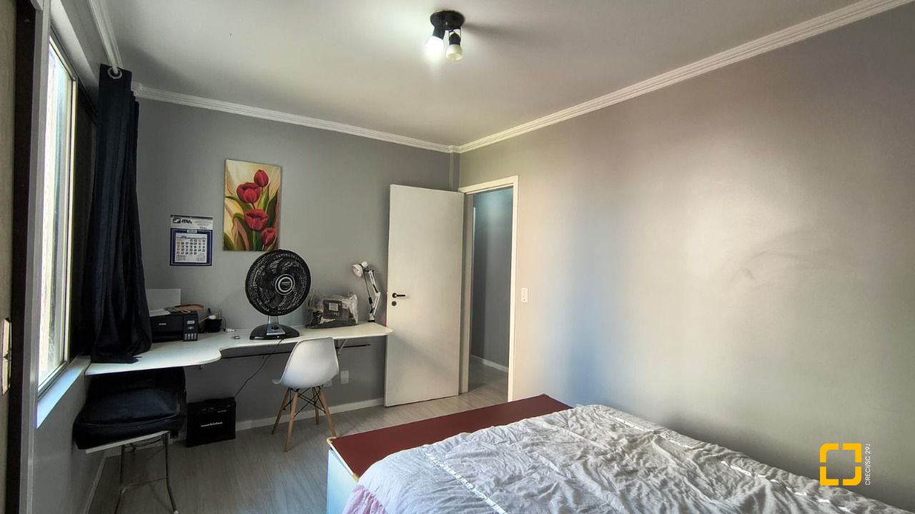 Apartamento com 74m², 3 quartos, 1 garagem, no bairro Capoeiras em Florianópolis