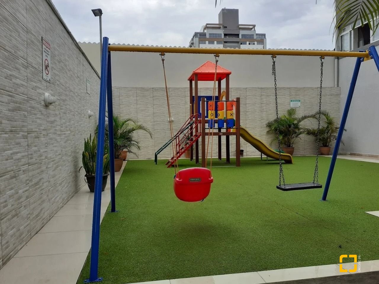 Apartamento com 74m², 3 quartos, 1 garagem, no bairro Capoeiras em Florianópolis