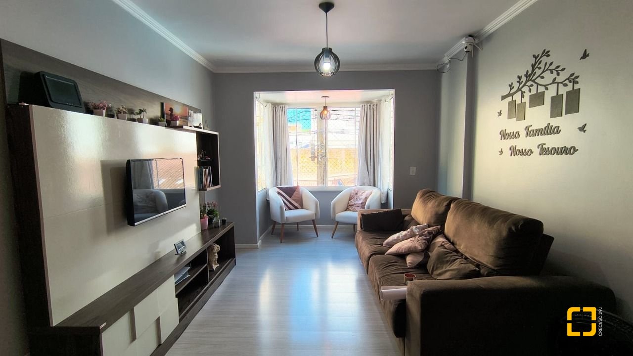 Apartamento com 74m², 3 quartos, 1 garagem, no bairro Capoeiras em Florianópolis