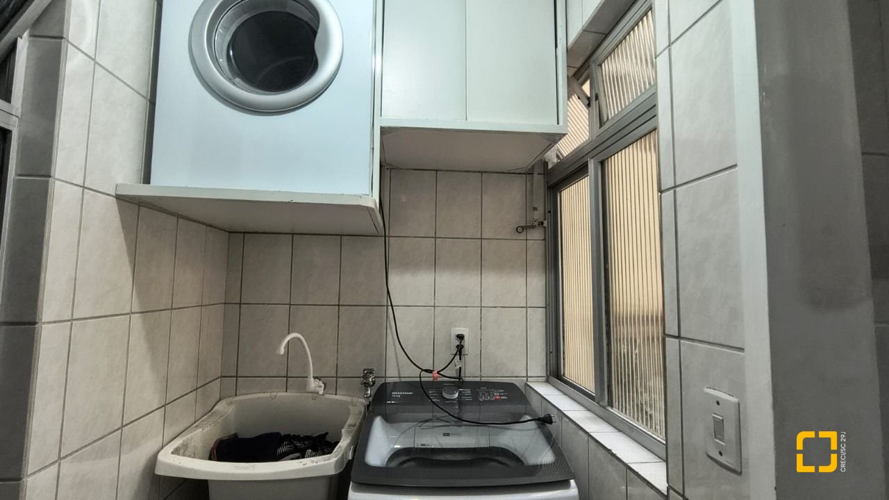 Apartamento com 74m², 3 quartos, 1 garagem, no bairro Capoeiras em Florianópolis