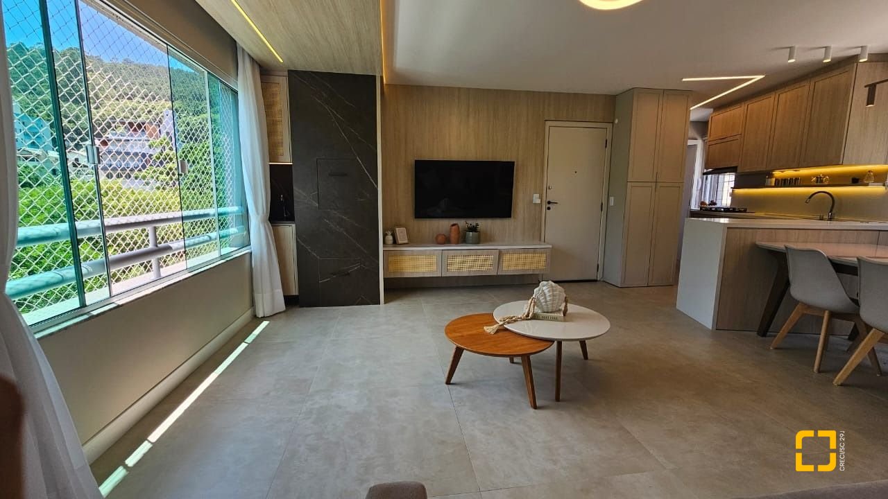 Apartamento com 84m², 3 quartos (sendo 1 suíte), 1 garagem, no bairro Jurerê em Florianópolis