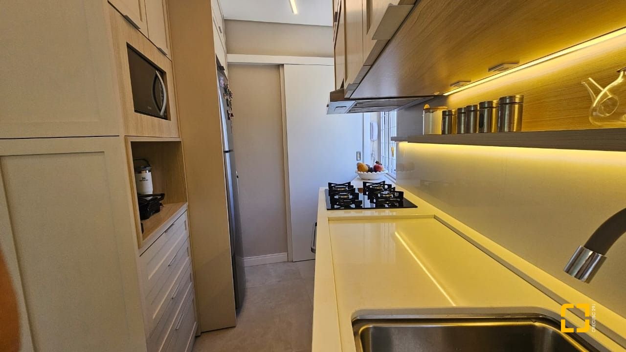 Apartamento com 84m², 3 quartos (sendo 1 suíte), 1 garagem, no bairro Jurerê em Florianópolis